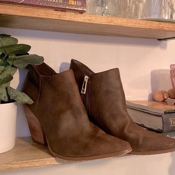 Charles by Charles David suede Bootie - Picture 3 of 14